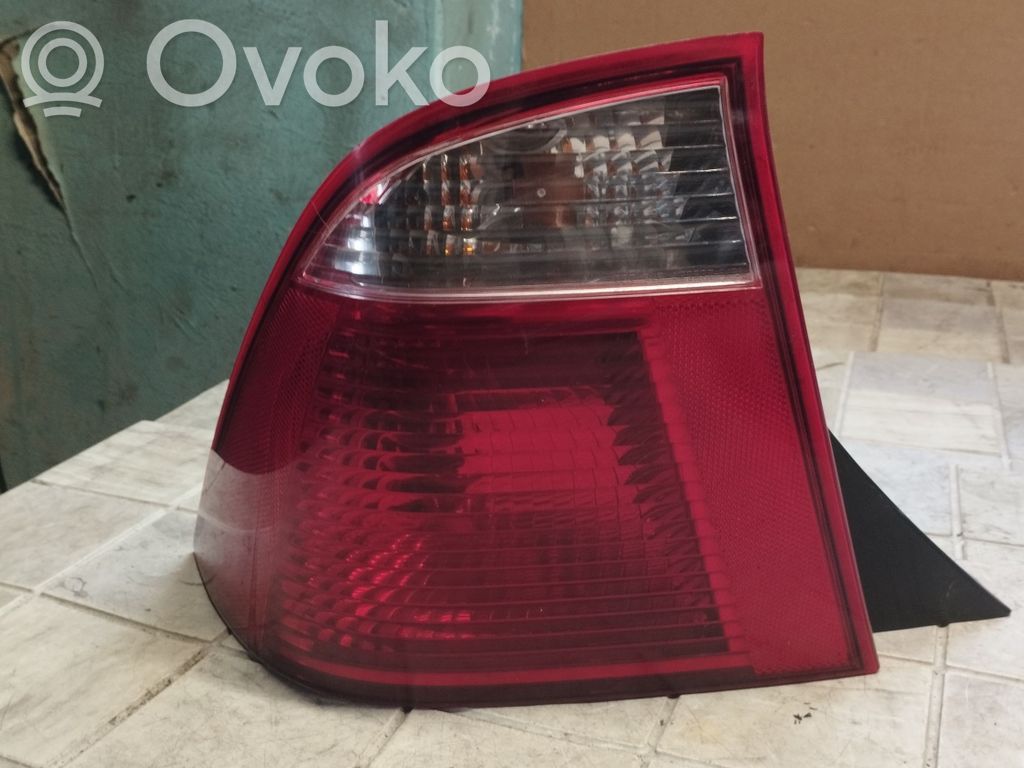 Rear/tail lights