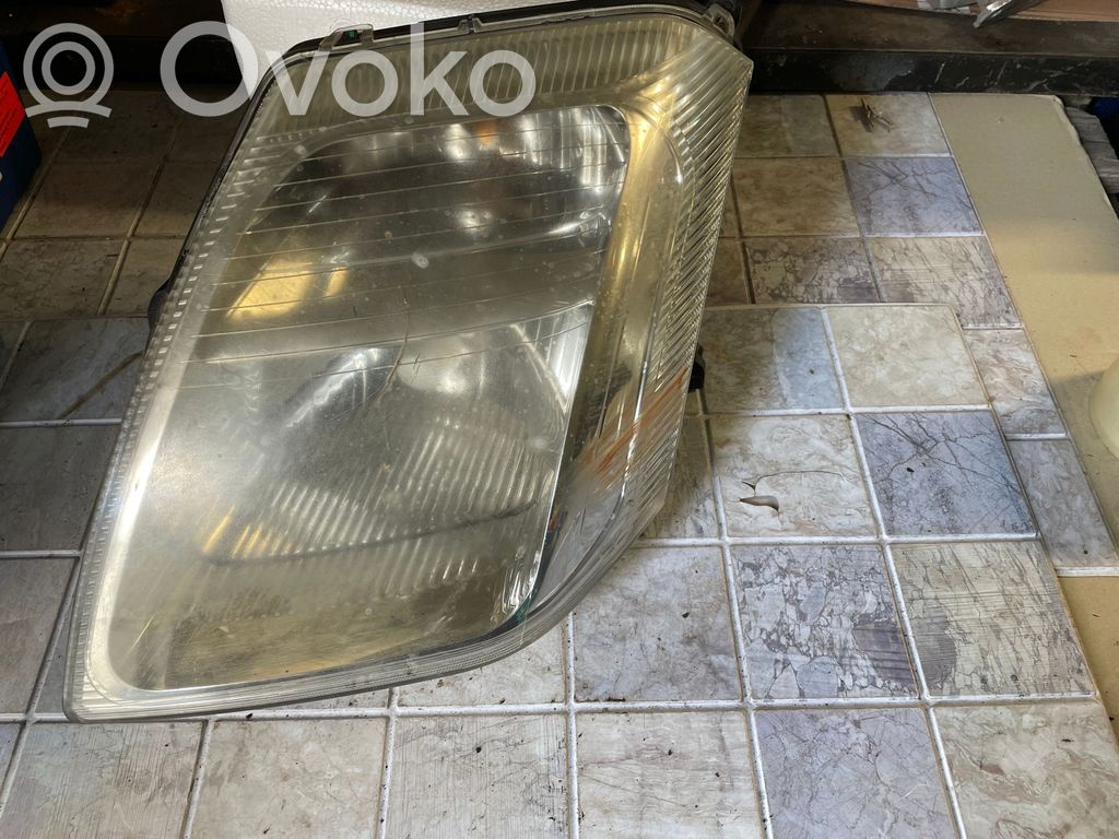 Citroen C2 Headlight/headlamp 