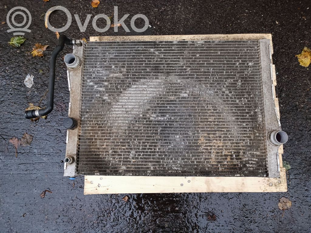 BMW X6 E71 Coolant radiator 