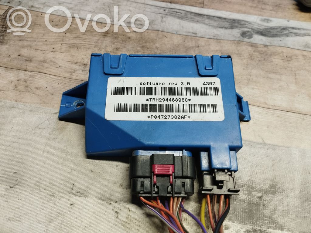 Chrysler Pacifica Tailgate/trunk control unit/module 