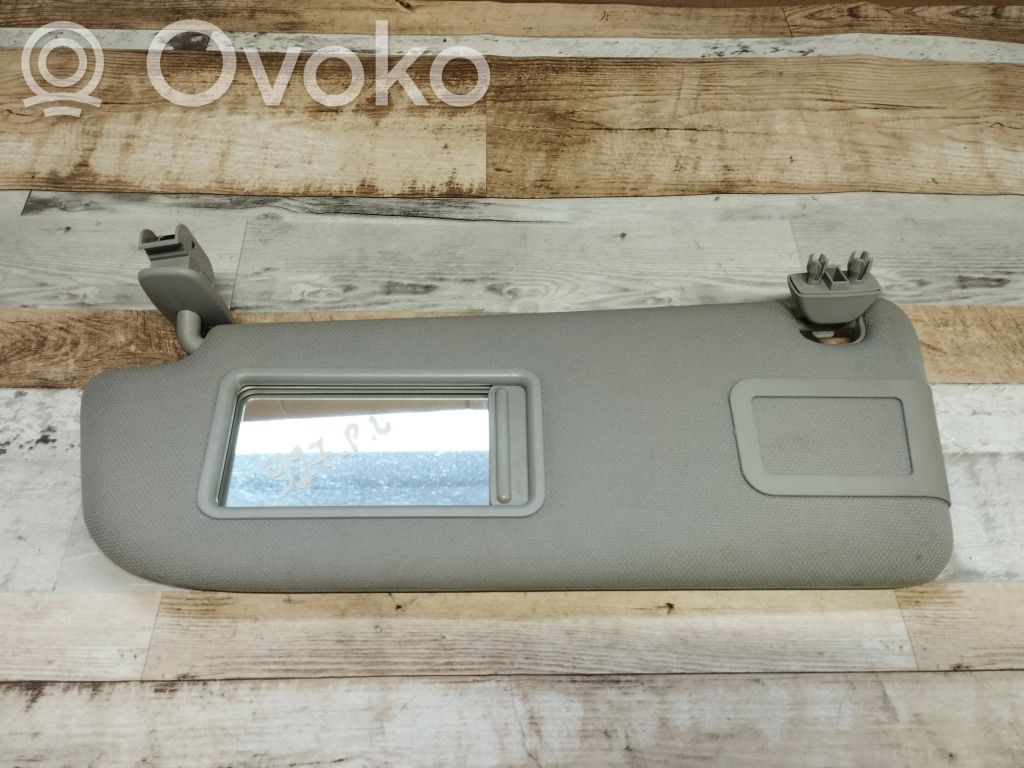 Sun visor