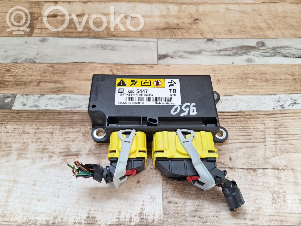 Opel Insignia A Airbag control unit/module 