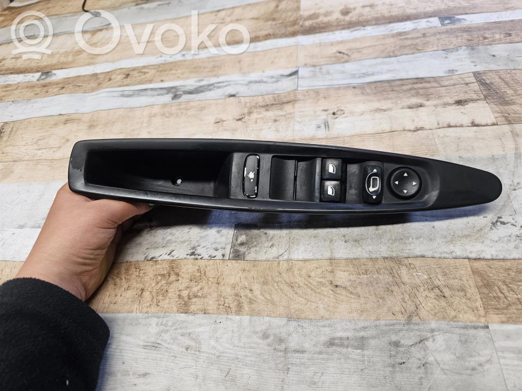 Citroen C4 I Electric window control switch 
