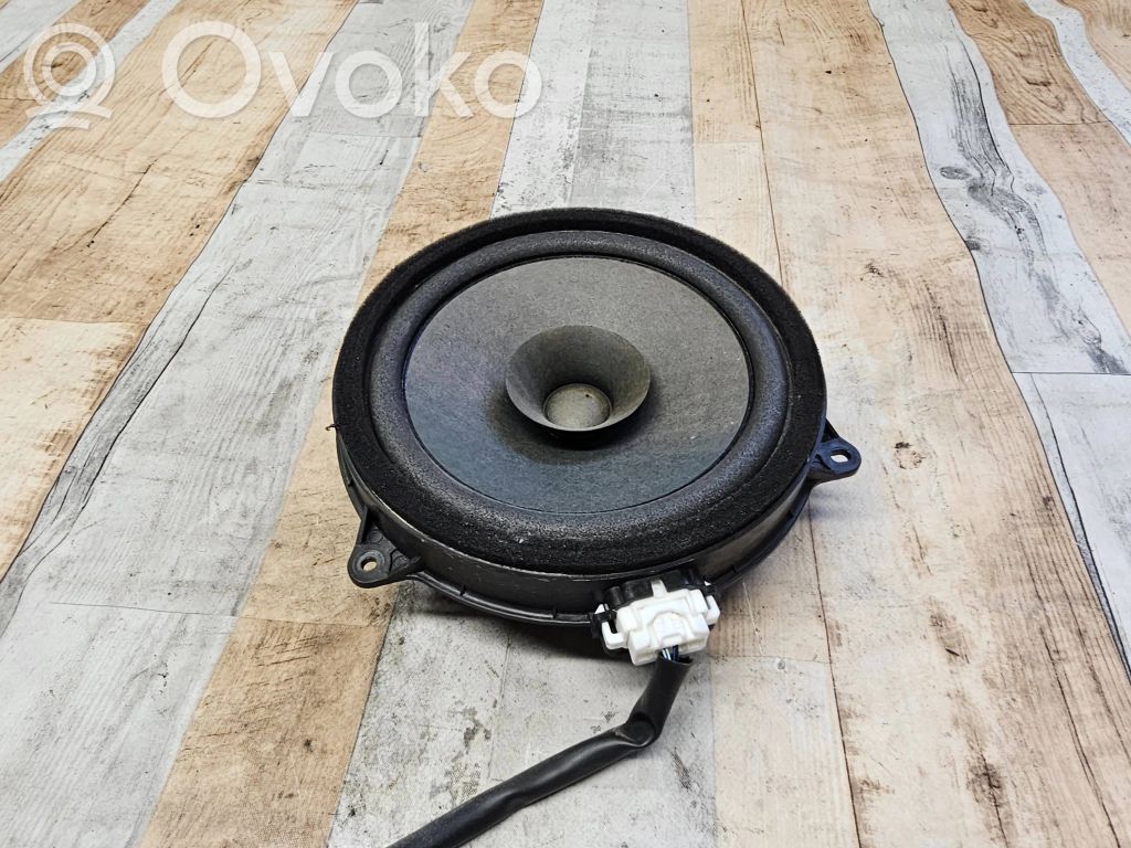 Mazda 2 Rear door speaker 