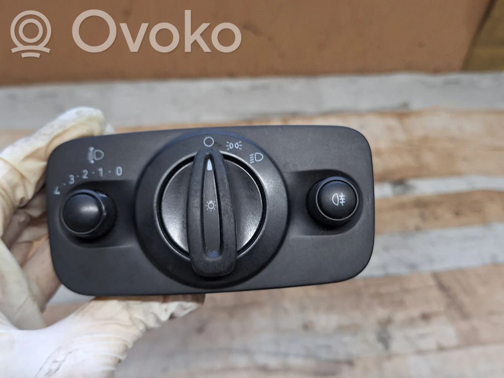 Ford Fiesta Light switch 