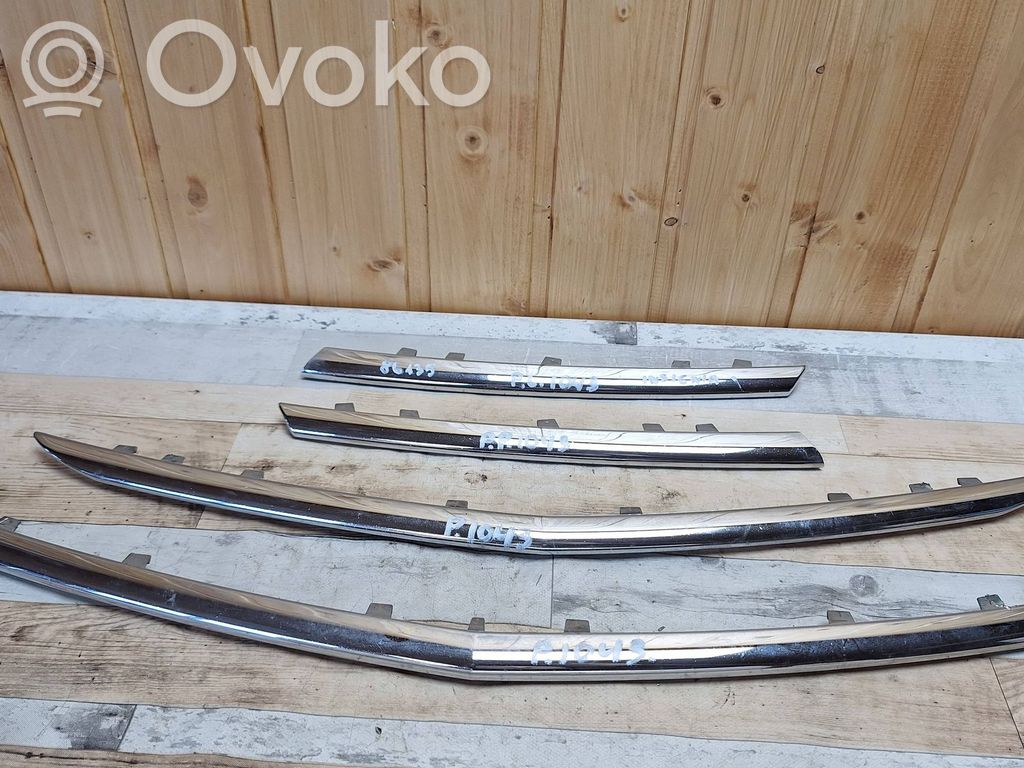 Opel Insignia A Griglia superiore del radiatore paraurti anteriore 