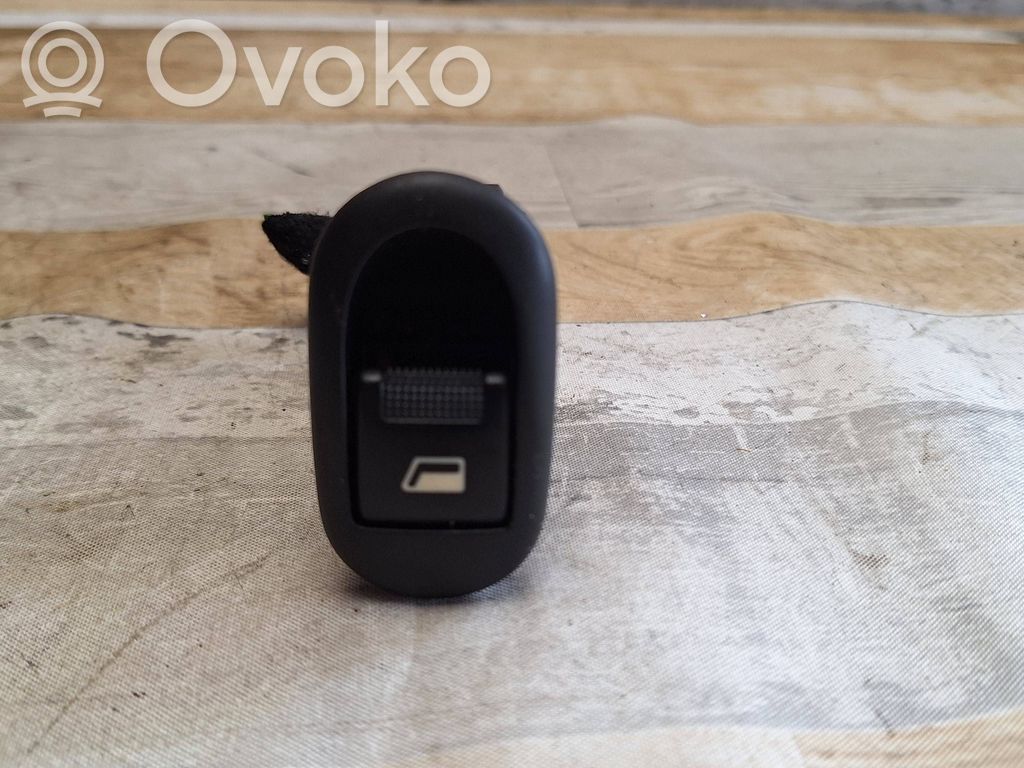 Citroen C3 Electric window control switch 