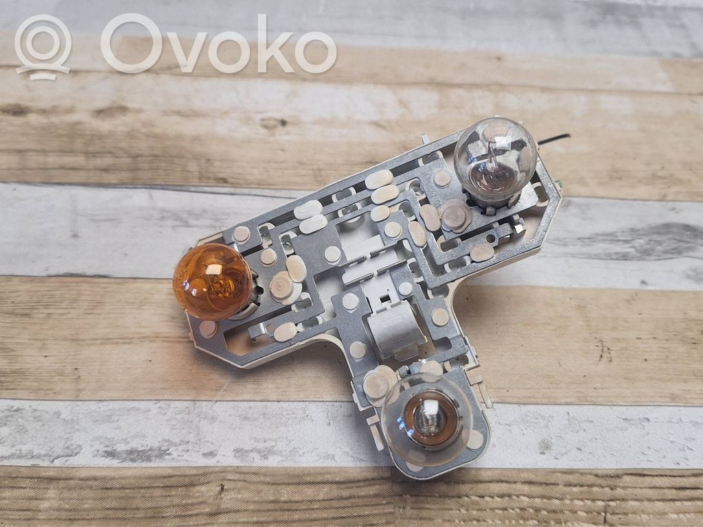 Volvo S80 Tail light bulb cover holder 