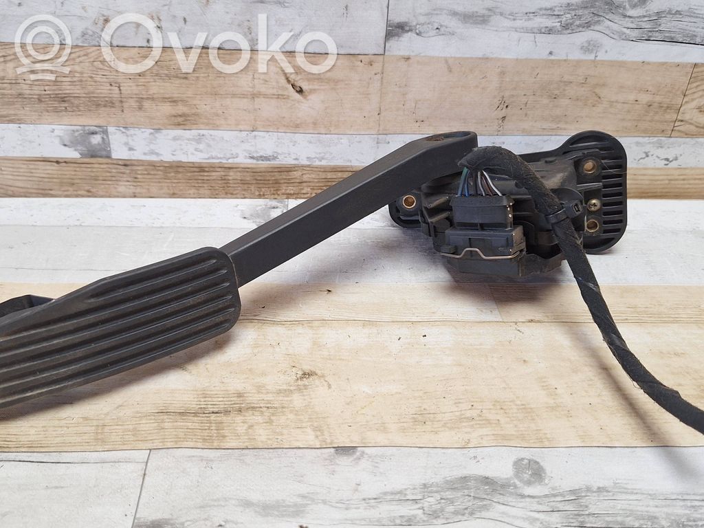 Volvo S80 Accelerator throttle pedal 