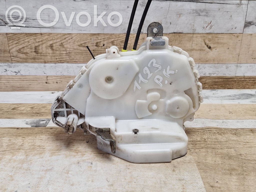 Honda Civic Priekšpusē slēdzene 