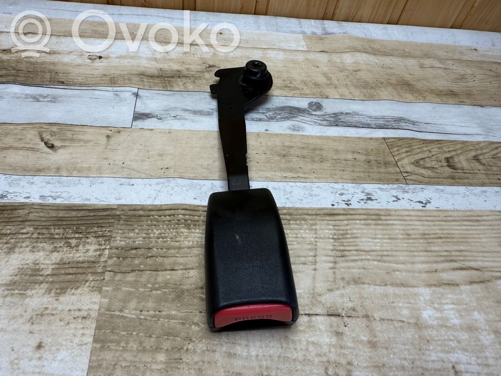 Mazda 2 Priekšējās jostas sprādze 