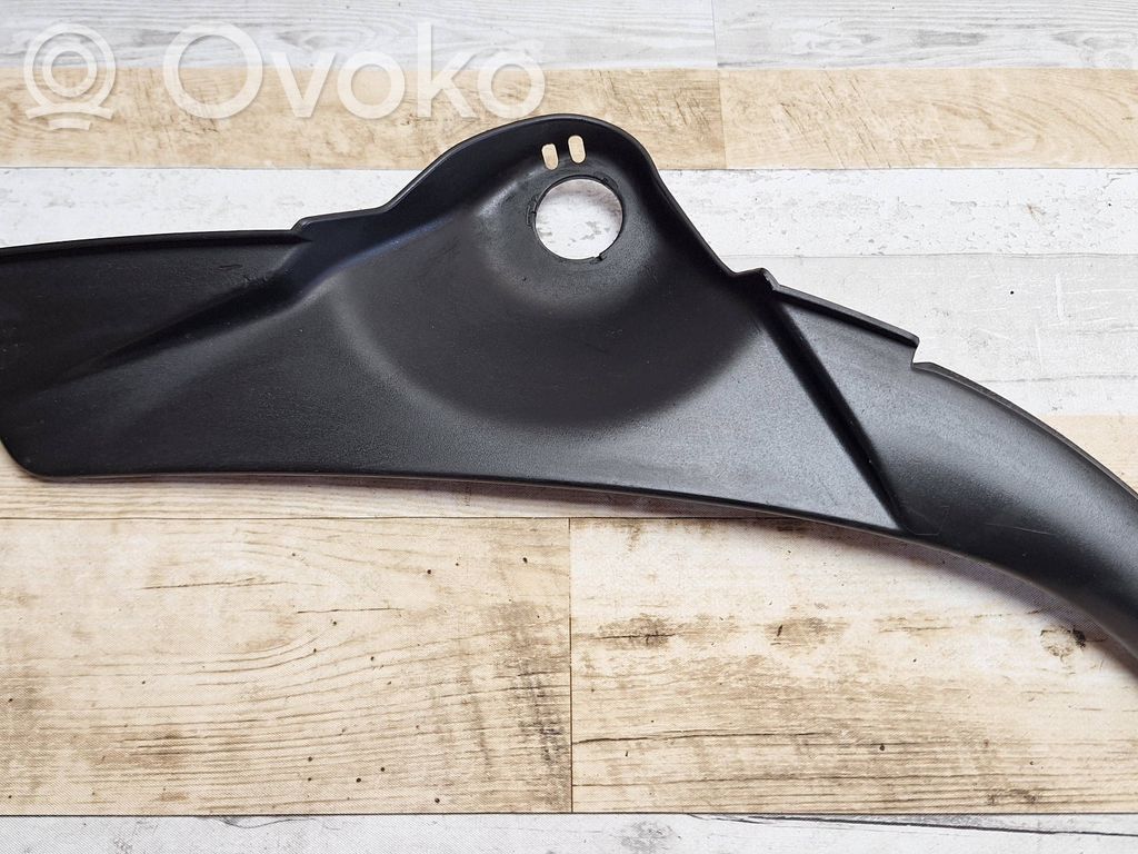 Seat Alhambra (Mk1) Wiper trim 