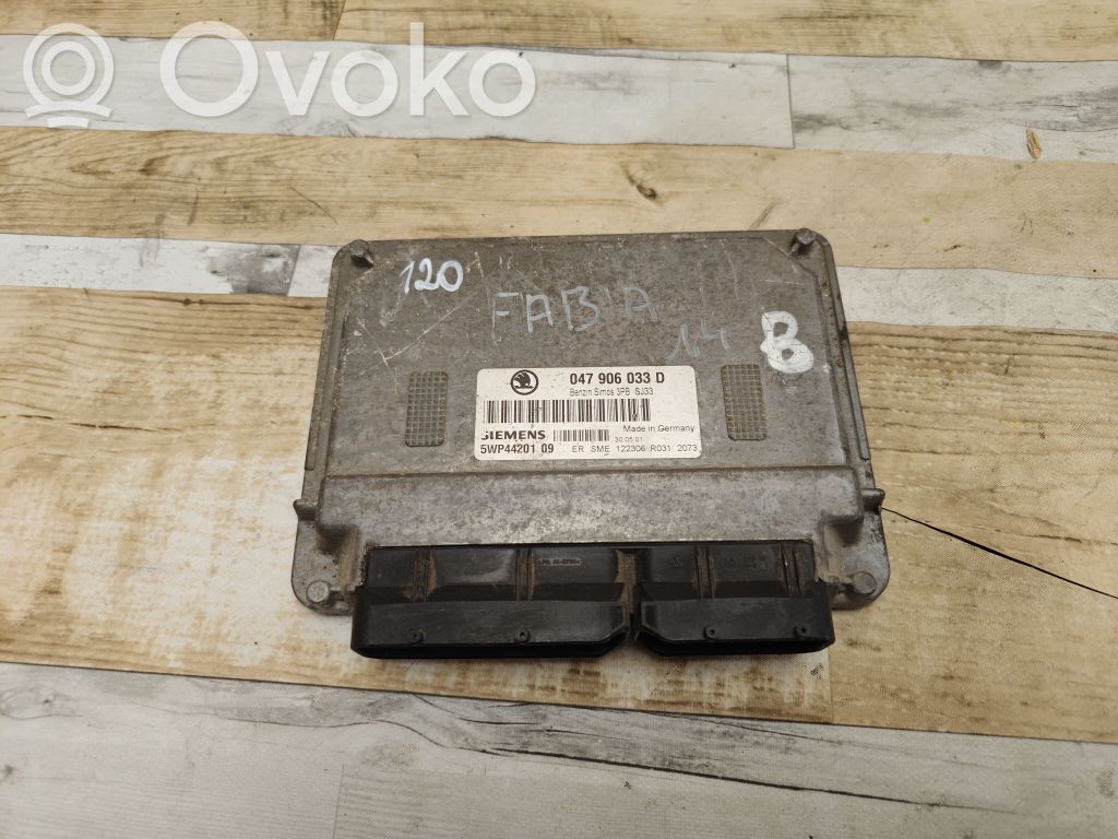 Skoda Fabia Mk1 (6Y) Engine control unit/module 