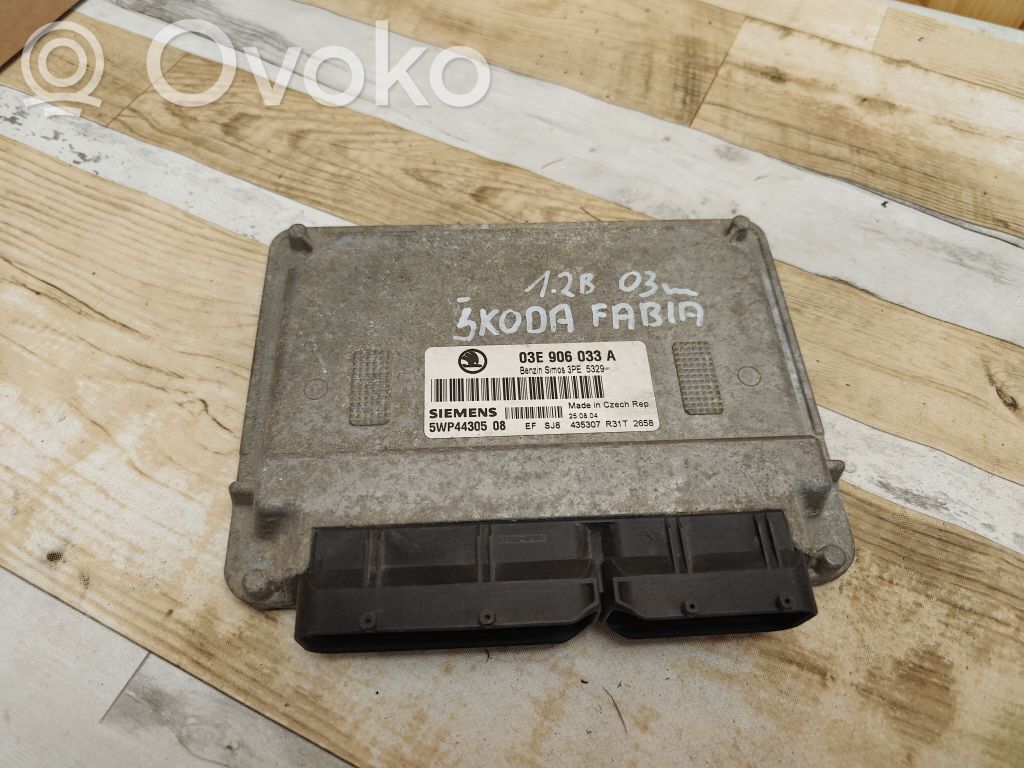 Engine control unit/module   03E906033A,5WP4430508