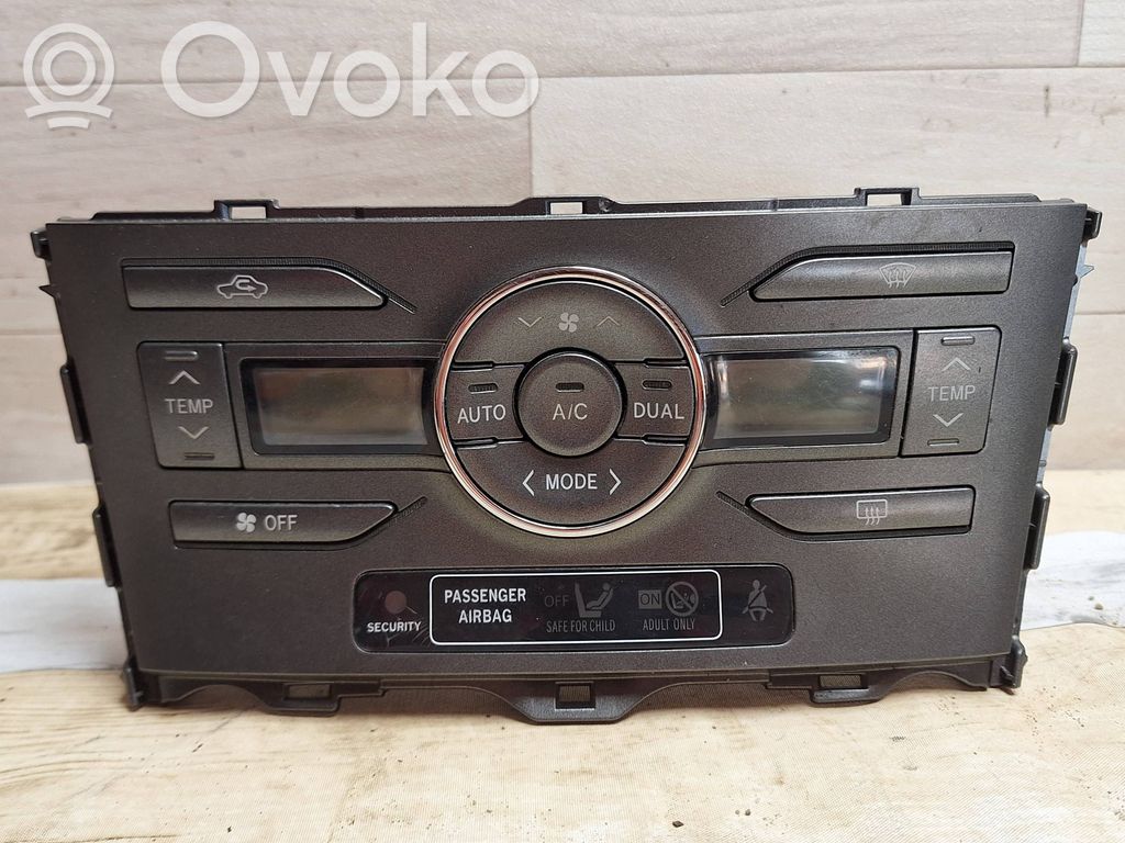 Toyota Auris 150 Climate control unit 