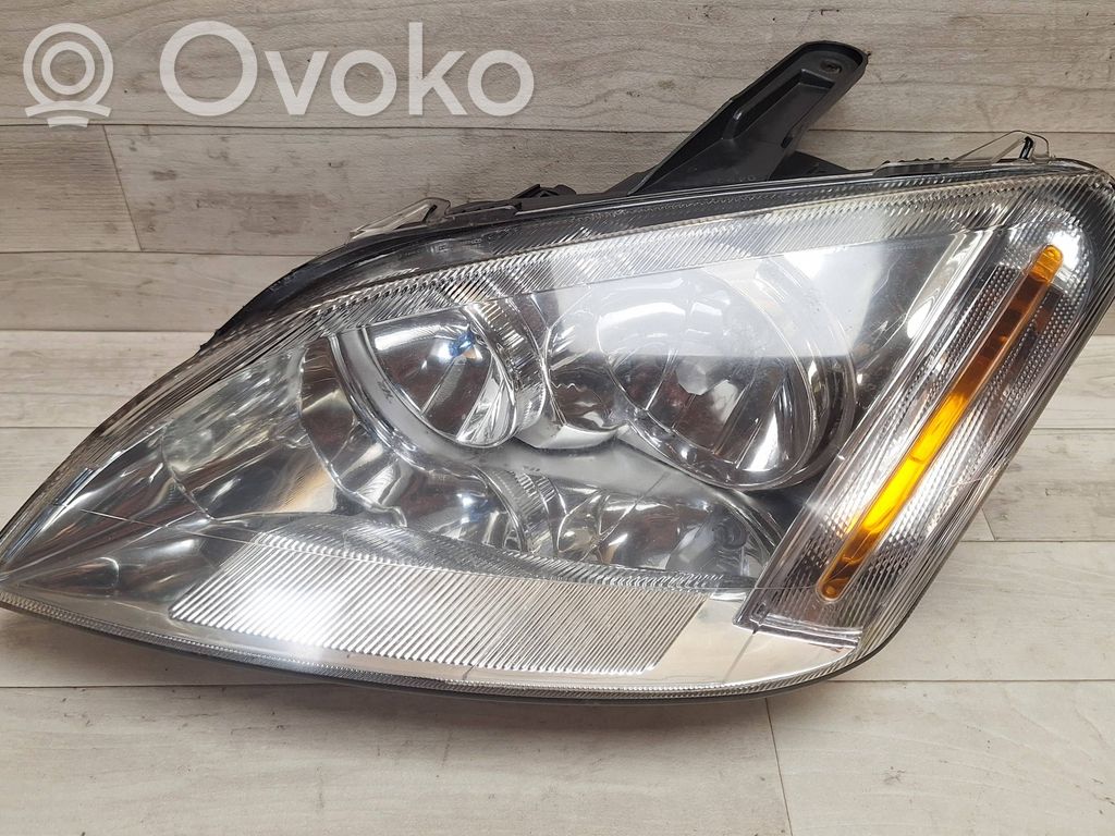 Ford Focus C-MAX Priekšējais lukturis 