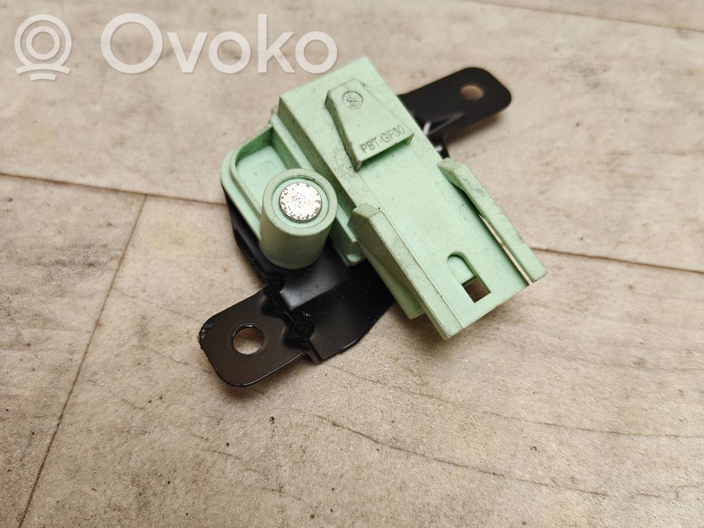 BMW X3 E83 Airbagsensor Crashsensor Drucksensor 
