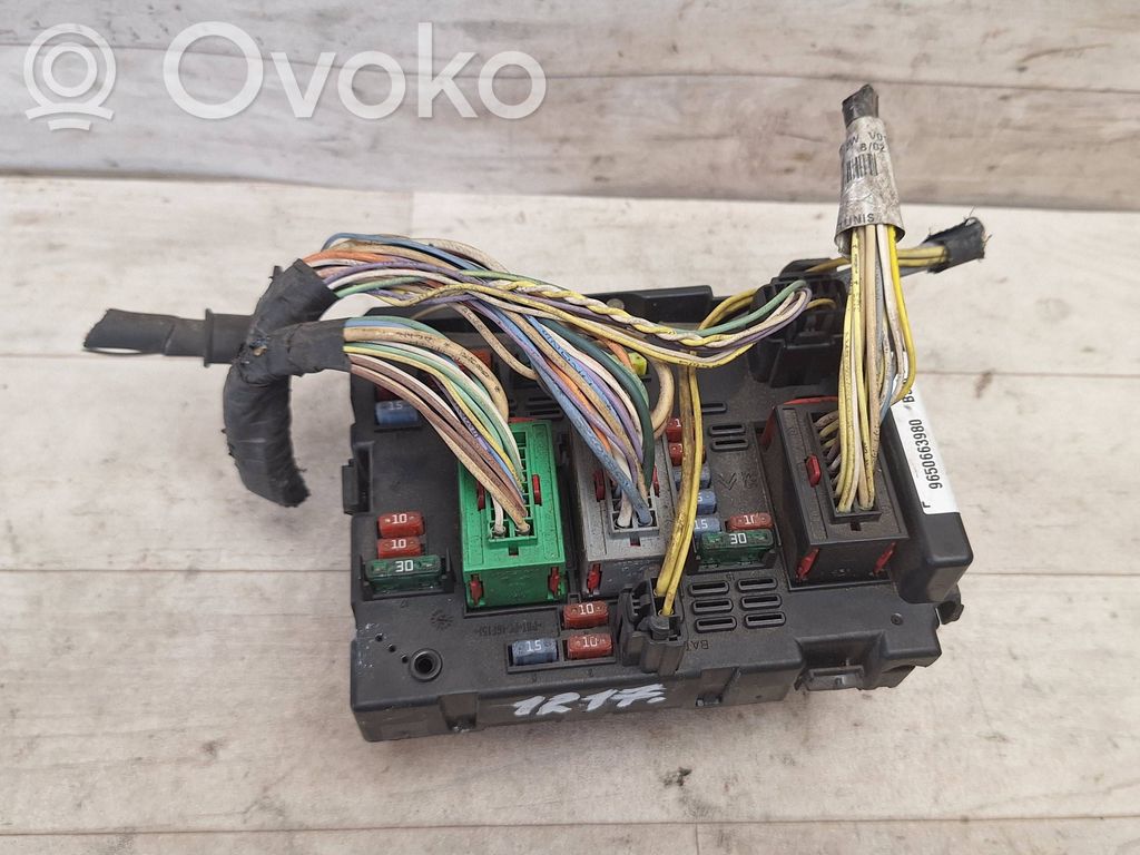 Módulo de fusible   9650663980