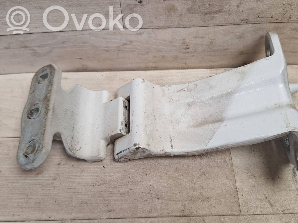 Ford Transit Custom Loading door lower hinge 