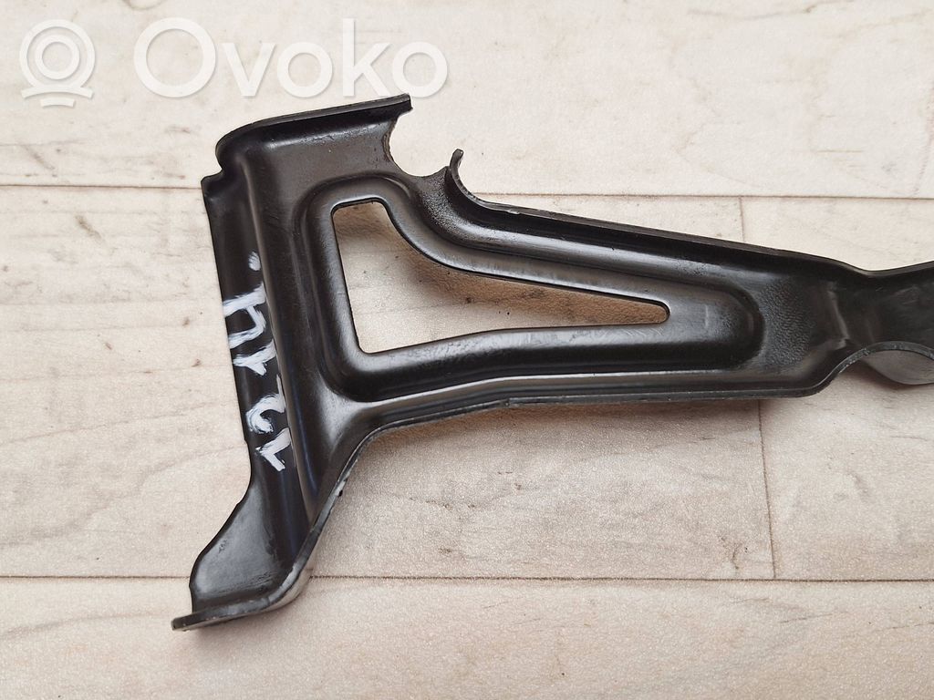 Audi A6 S6 C6 4F Fuel pump bracket 