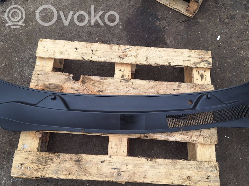 Opel Corsa D Valytuvų apdaila (-os) 