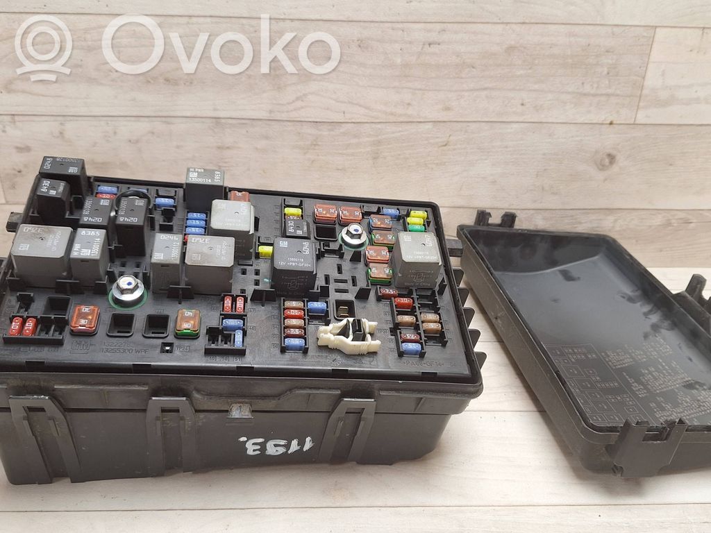 Chevrolet Cruze Fuse module 