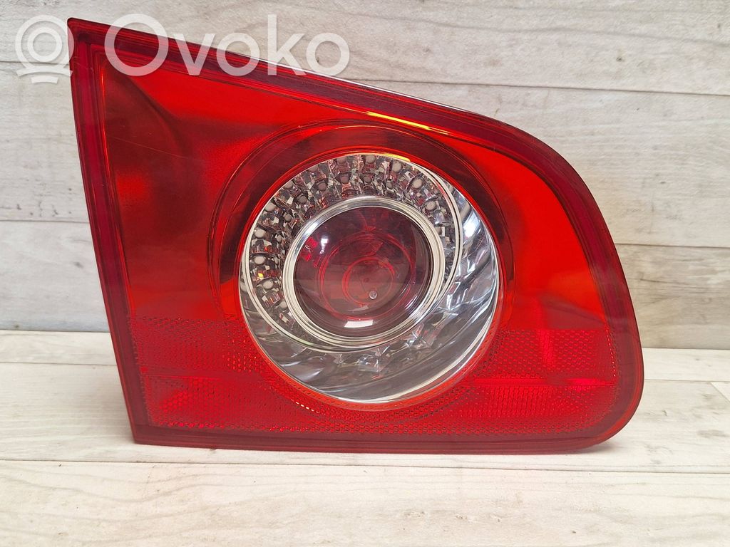 Volkswagen PASSAT B6 Tailgate rear/tail lights 