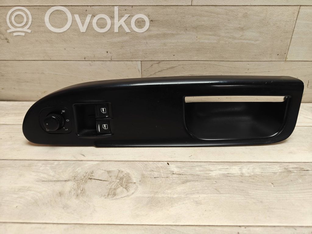 Volkswagen PASSAT B6 Electric window control switch 
