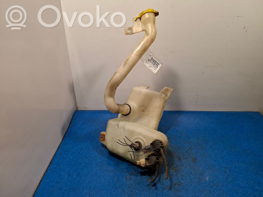 Logu šķidruma tvertne