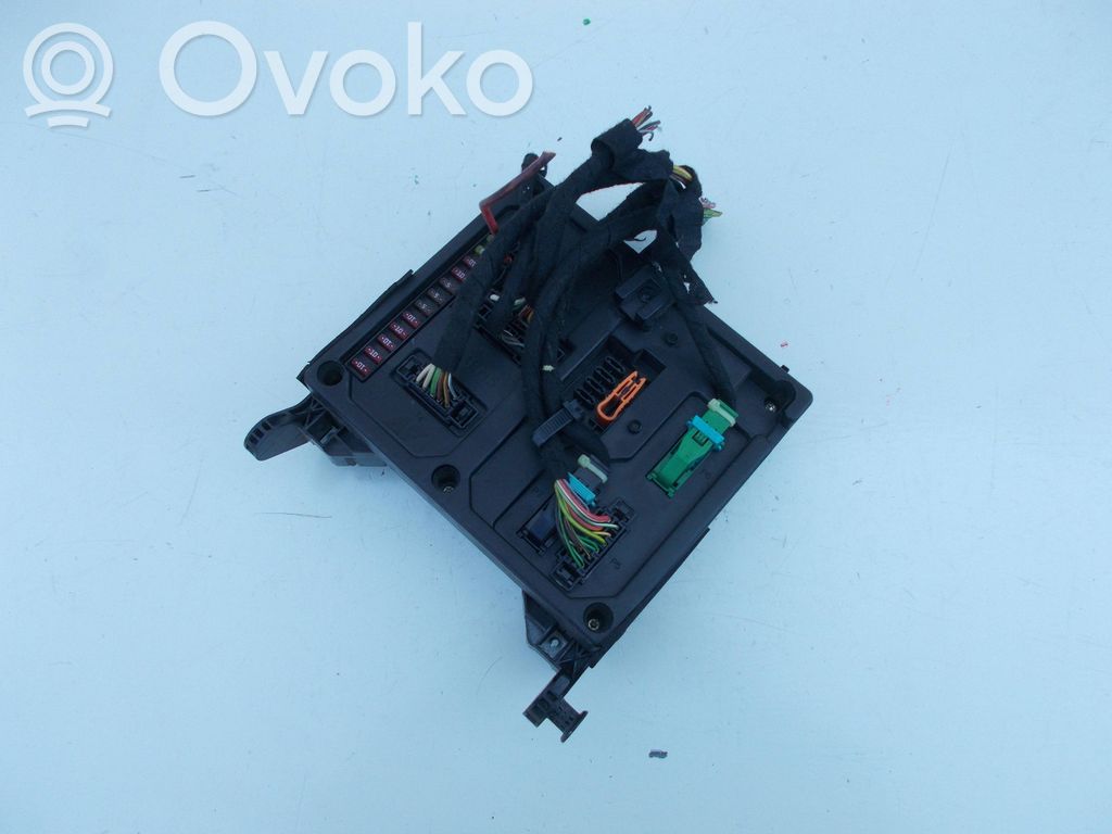 Ford Galaxy Fuse module 