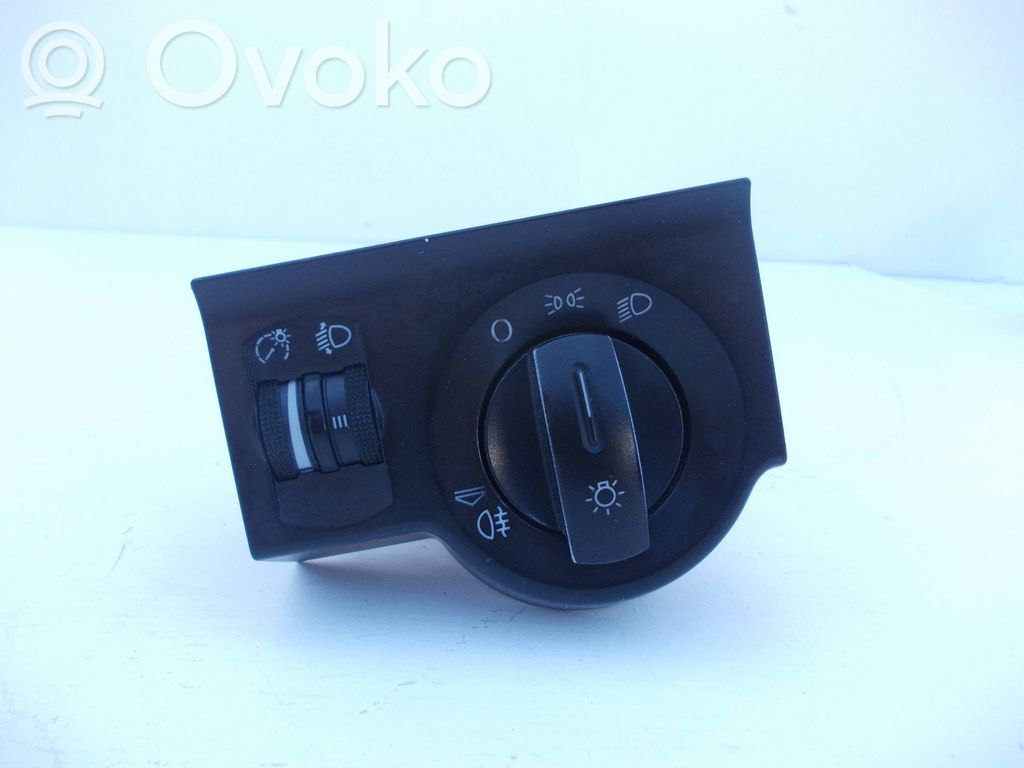 Audi A2 Light switch 