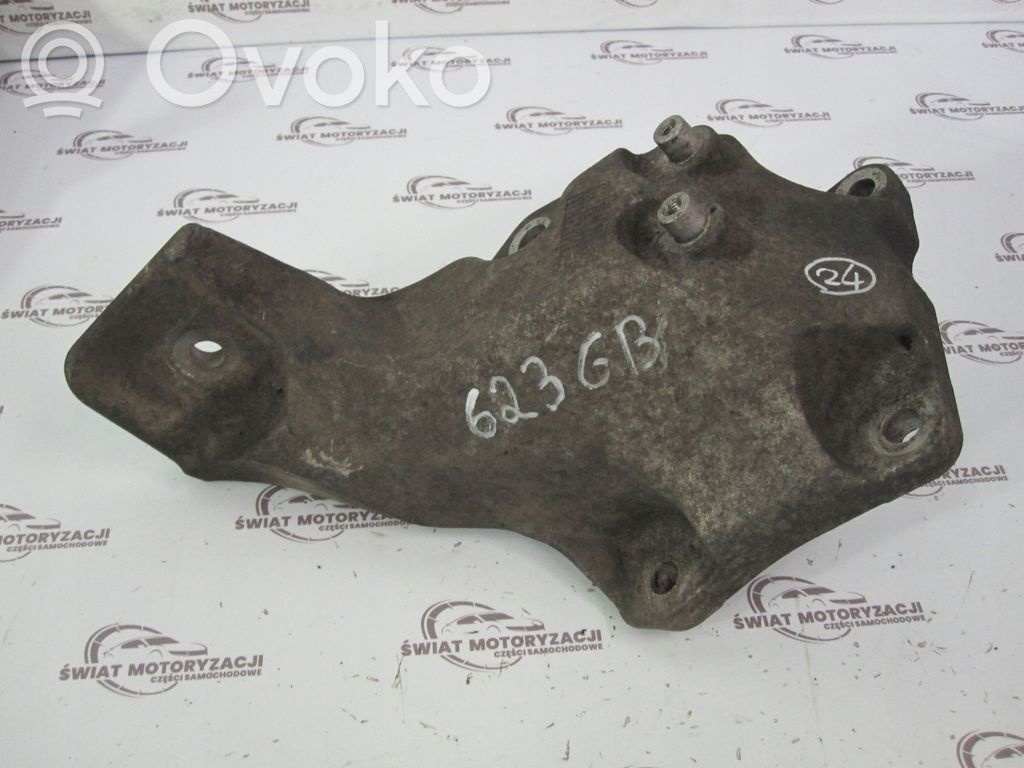 Land Rover Range Rover L322 Łapa / Mocowanie silnika 
