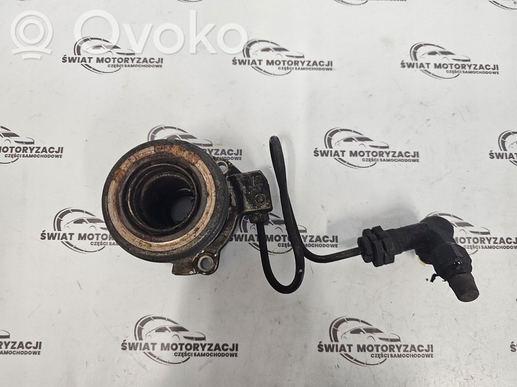 Opel Zafira B Sajūga gultnis 