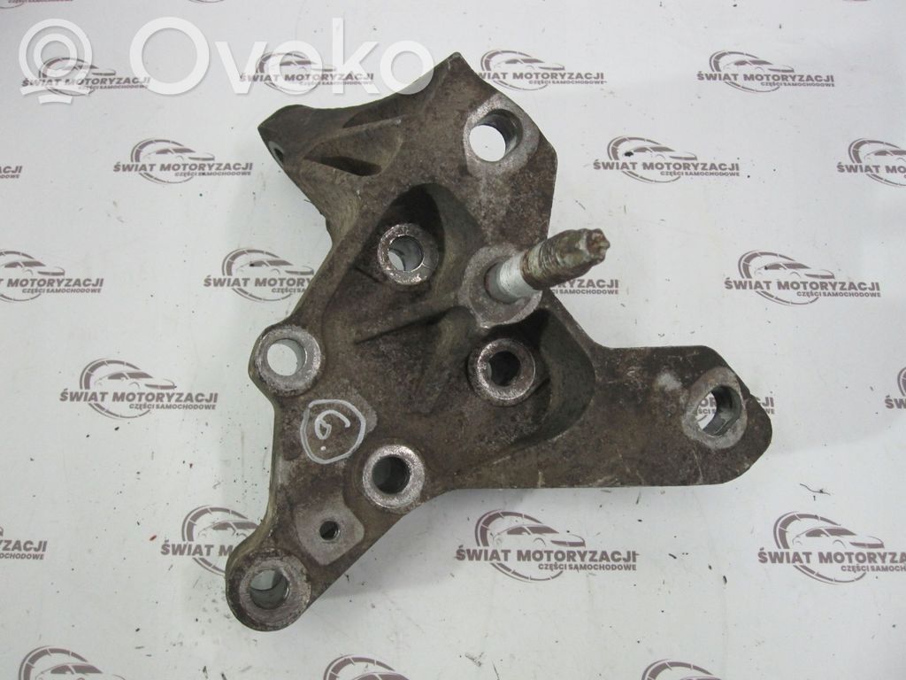 Gearbox mounting bracket   7M125
