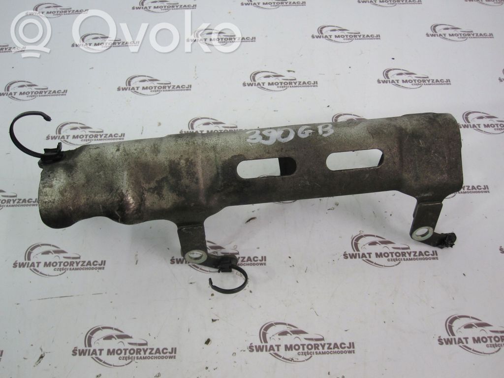 Nissan Juke I F15 other engine part 