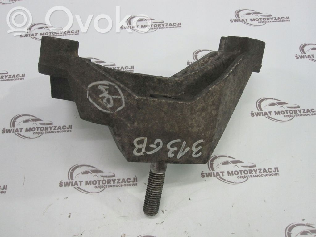 Ford Galaxy Gearbox mounting bracket 