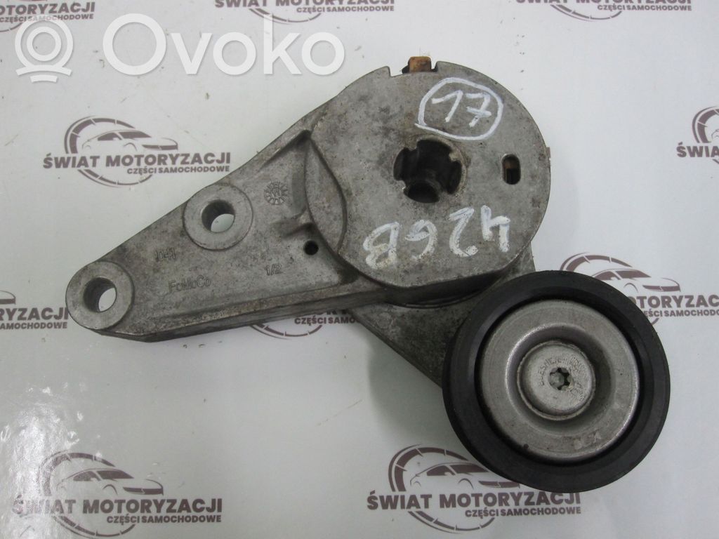 Volvo V40 Diržo įtempėjas 