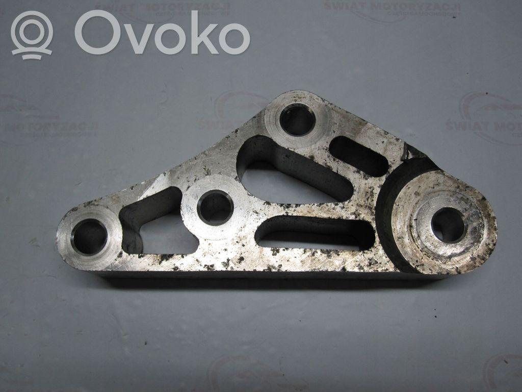 Alfa Romeo Giulietta Variklio tvirtinimo kronšteinas 