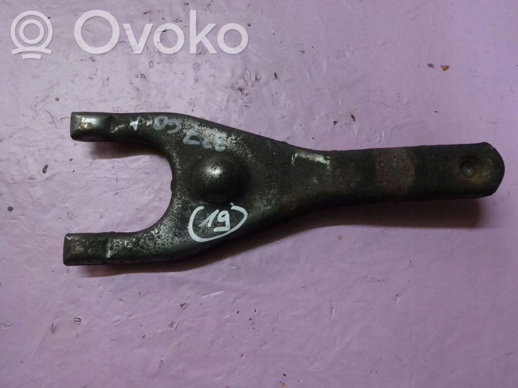 Hyundai ix20 Išminamojo guolio svirtis/ šakutė 