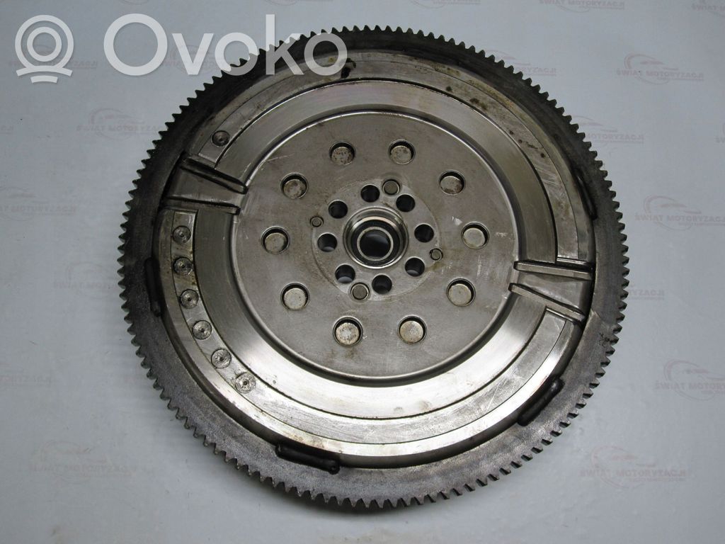 Motor   N22B4,150KM,512GB