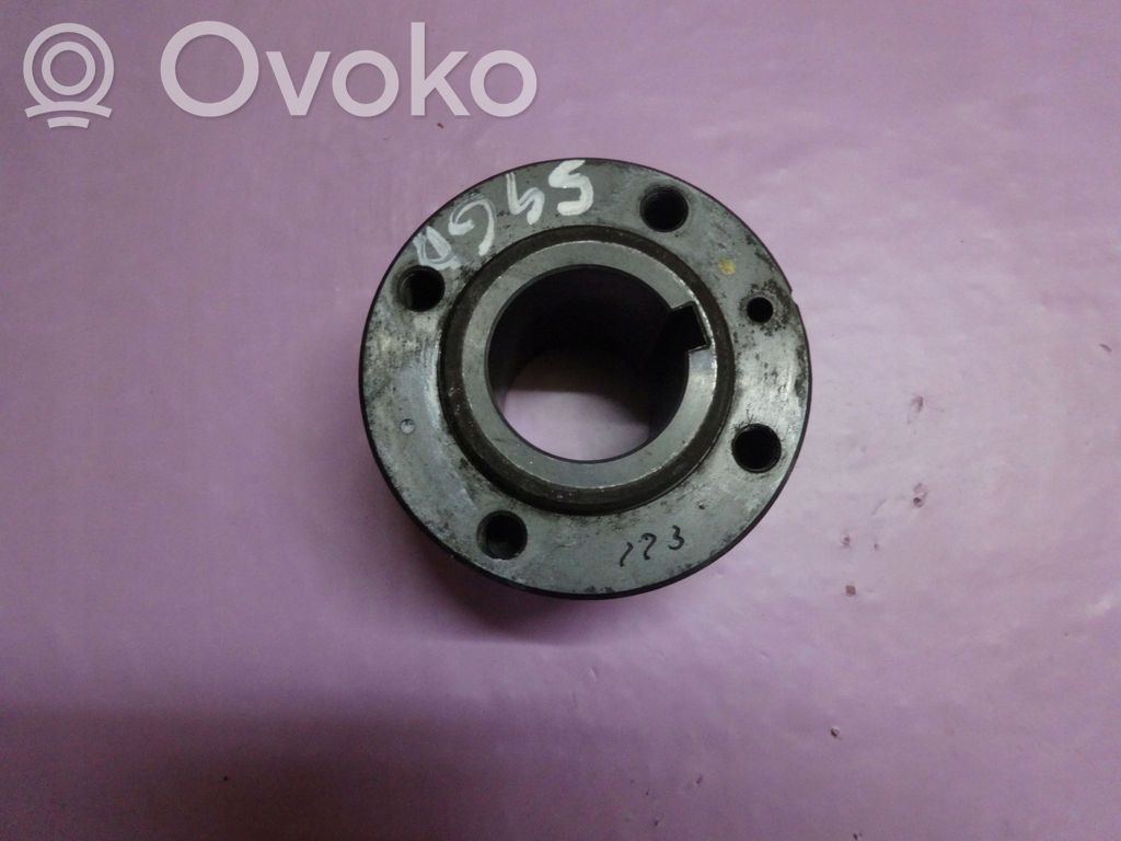 Opel Astra H Crankshaft pulley 