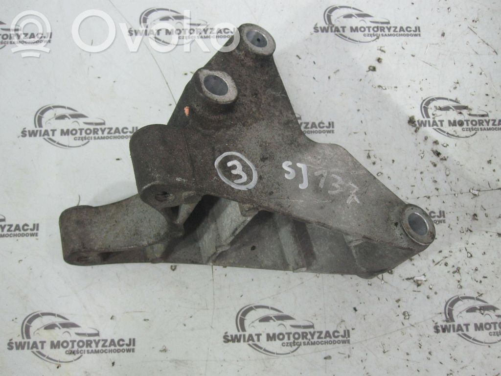 Opel Mokka Engine mounting bracket 