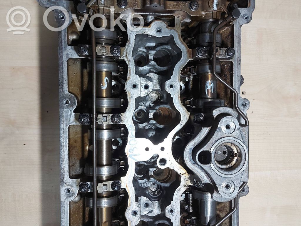 BMW 3 E90 E91 Engine head 