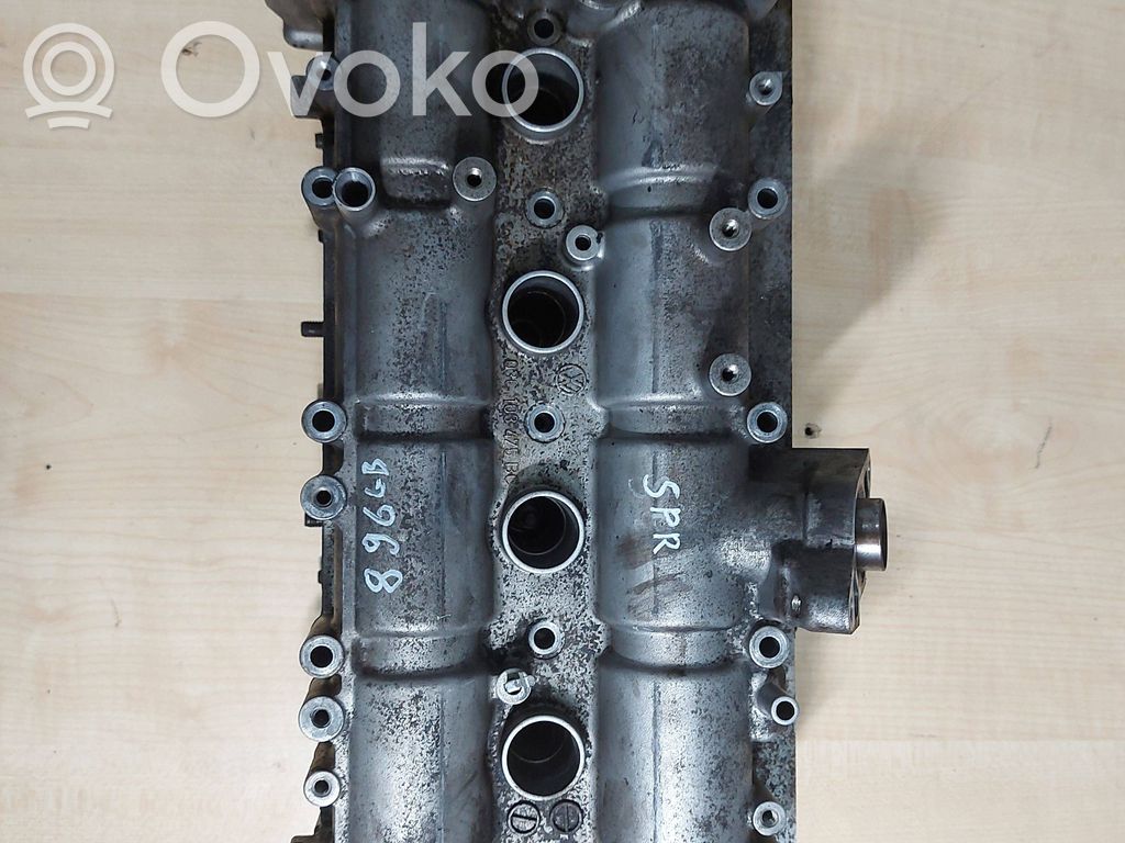 Volkswagen Golf VI Engine head 