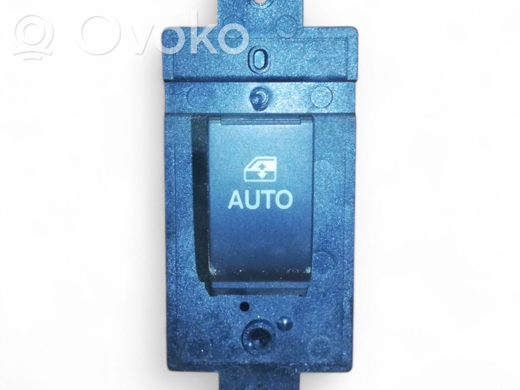 Opel Antara Electric window control switch 