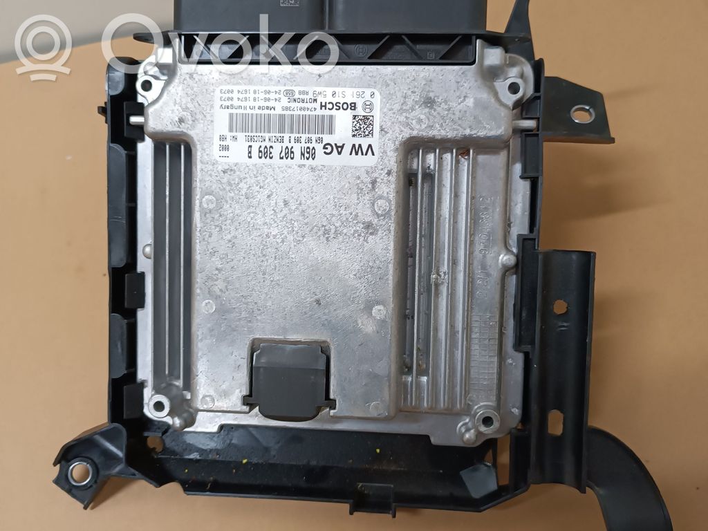 Engine control unit/module   06N907309B,0261S10599
