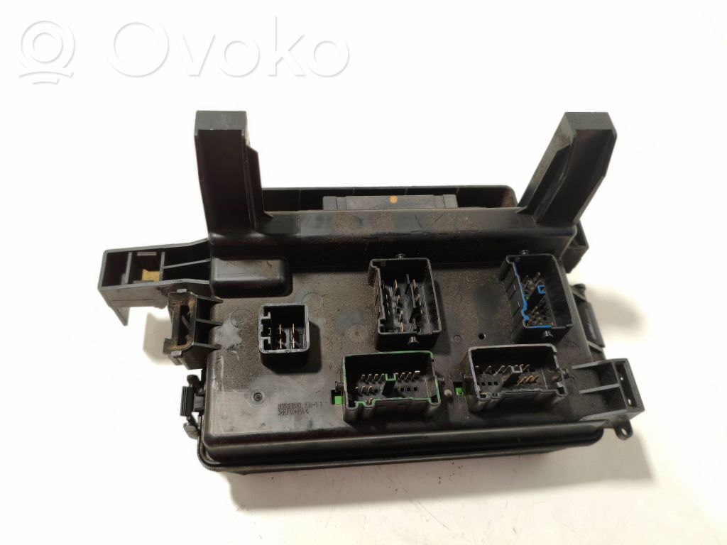 Chrysler 300 - 300C Fuse module 