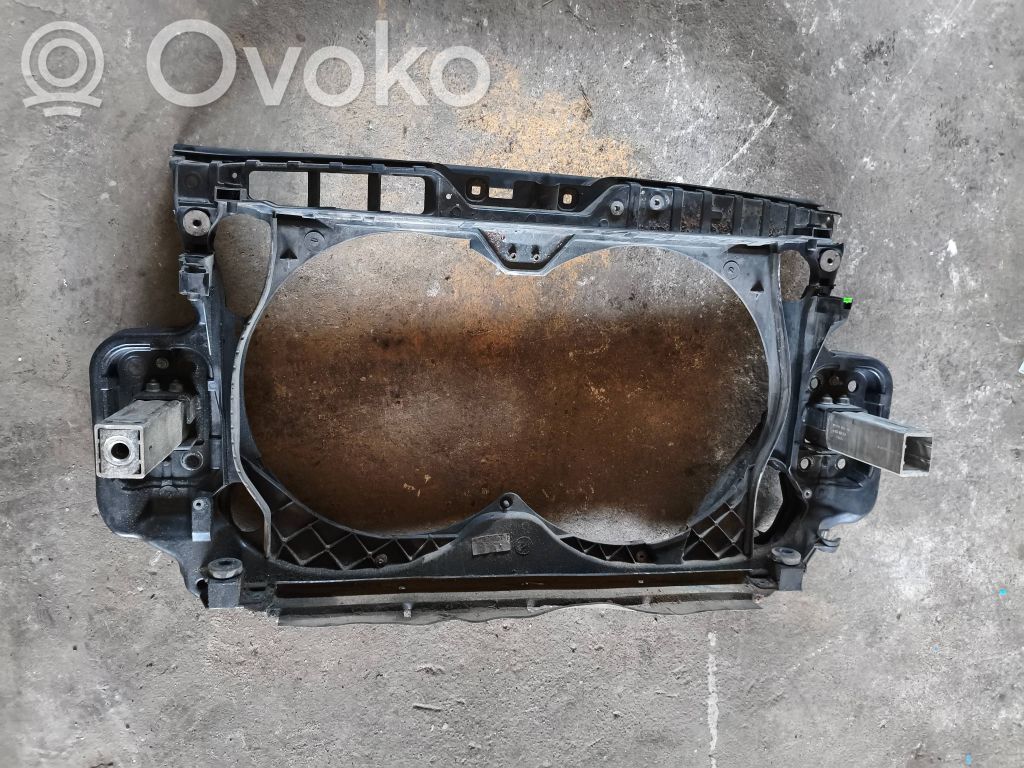Audi A6 S6 C6 4F Radiatorių panelė 