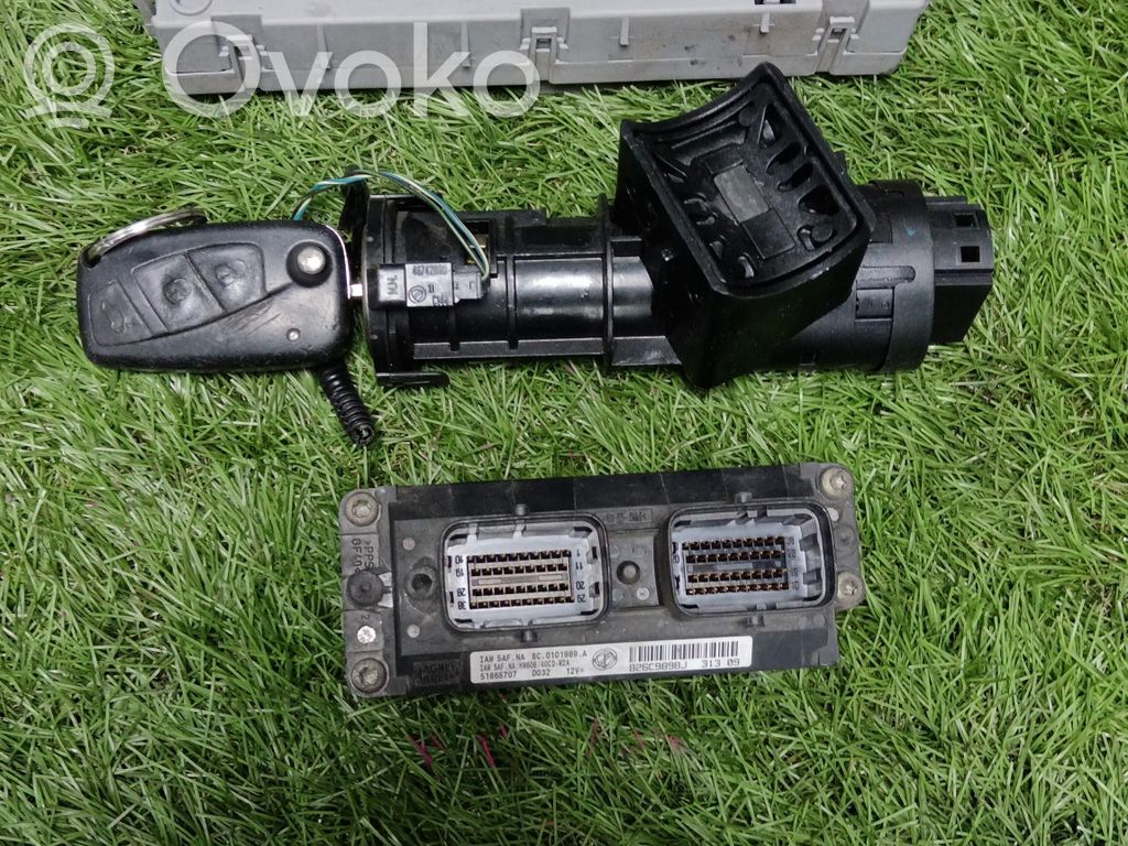 Lancia Ypsilon Engine ECU kit and lock set 