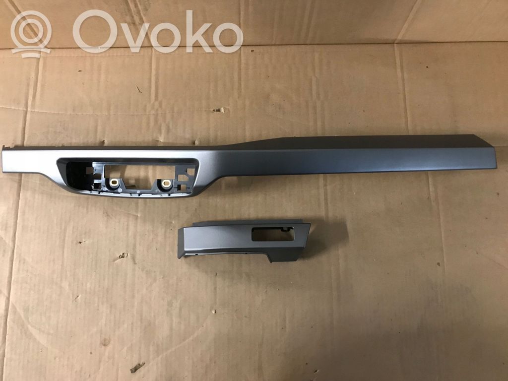 Audi A1 Otros repuestos del interior 